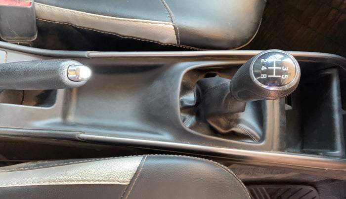 2019 Maruti Baleno ALPHA PETROL 1.2, CNG, Manual, 91,599 km, Gear Lever