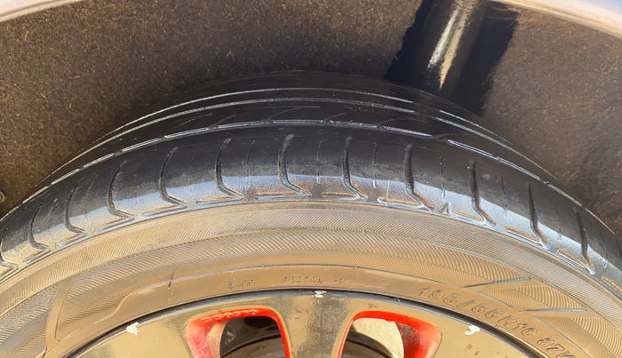 2019 Maruti Baleno ALPHA PETROL 1.2, CNG, Manual, 91,599 km, Left Rear Tyre Tread