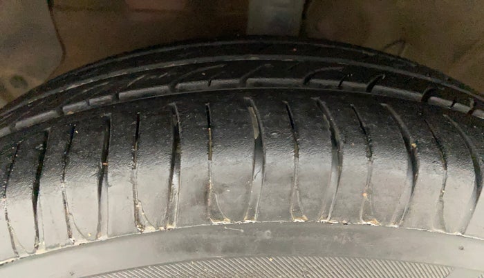 2018 Hyundai NEW SANTRO SPORTZ AMT, Petrol, Automatic, 84,985 km, Left Front Tyre Tread