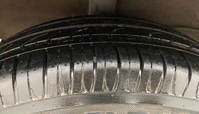 2018 Hyundai NEW SANTRO SPORTZ AMT, Petrol, Automatic, 84,985 km, Right Rear Tyre Tread