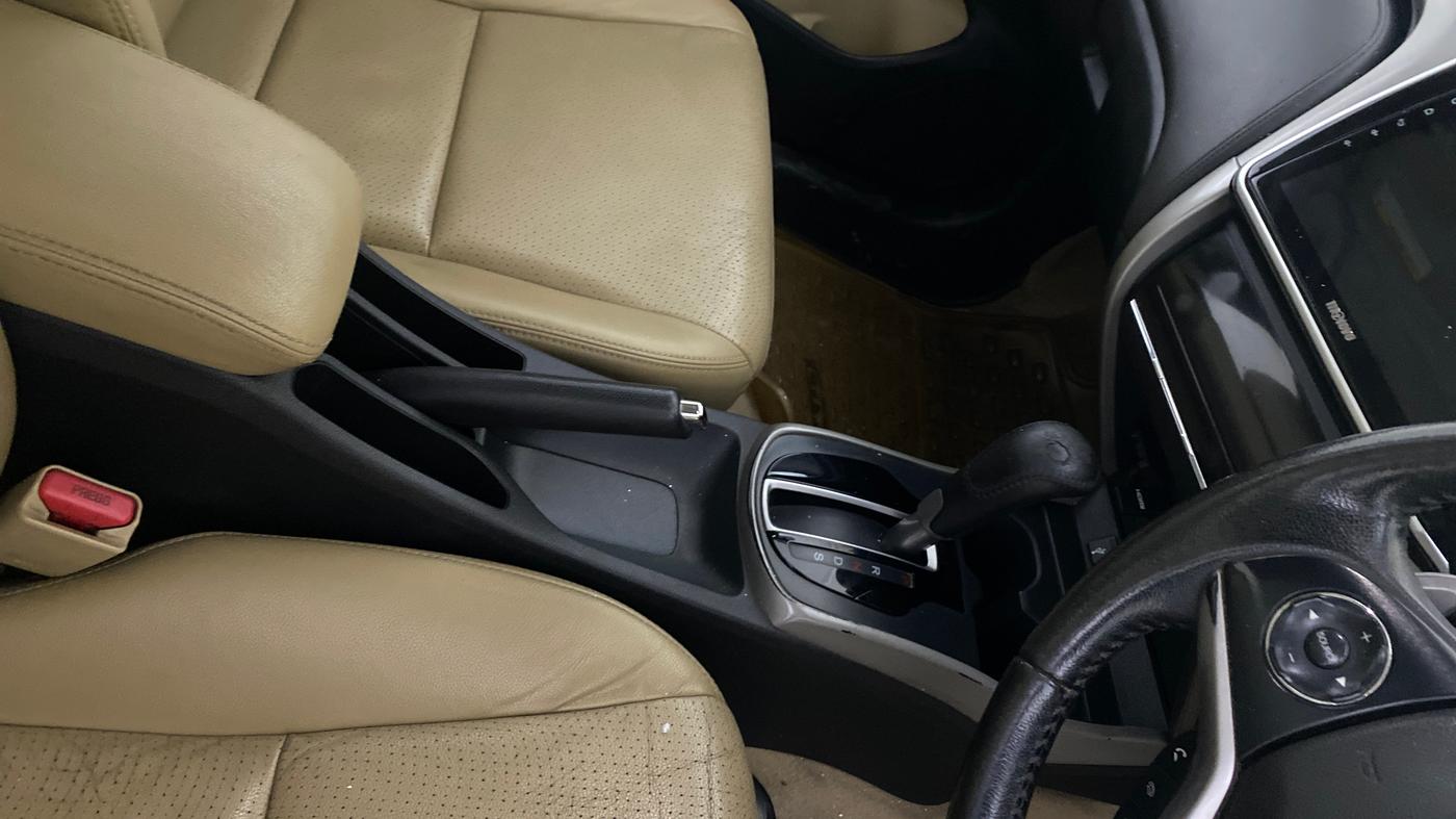 2017 Honda City 1.5L I-VTEC ZX CVT, Petrol, Automatic, 60,333 km, Gear Lever