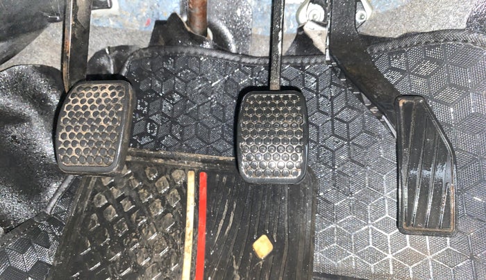 2020 Maruti Alto VXI, Petrol, Manual, 33,279 km, Pedals