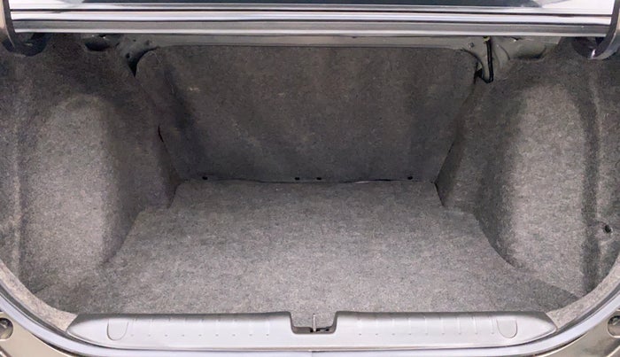 2020 Honda Amaze 1.2 S CVT I VTEC SPECIAL EDITION, Petrol, Automatic, 37,158 km, Boot Inside