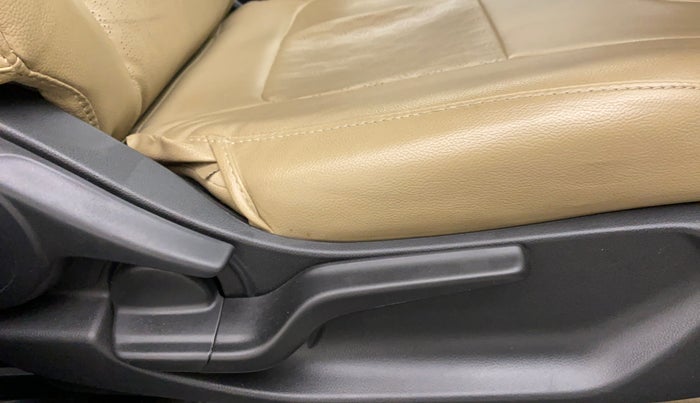 2020 Honda Amaze 1.2 S CVT I VTEC SPECIAL EDITION, Petrol, Automatic, 37,158 km, Driver Side Adjustment Panel