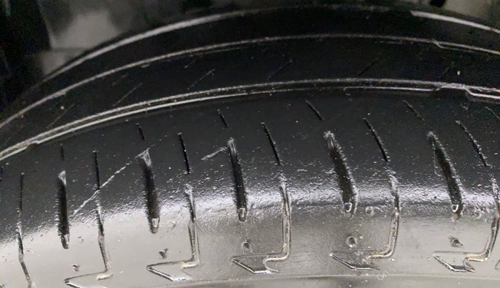 2020 Honda Amaze 1.2 S CVT I VTEC SPECIAL EDITION, Petrol, Automatic, 37,158 km, Left Front Tyre Tread