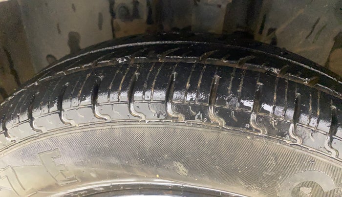 2018 Datsun Redi Go S 1.0 AMT, Petrol, Automatic, 31,772 km, Left Front Tyre Tread