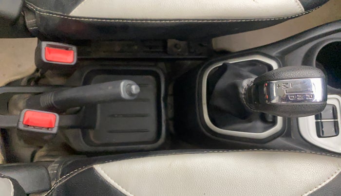 2018 Datsun Redi Go S 1.0 AMT, Petrol, Automatic, 31,772 km, Gear Lever