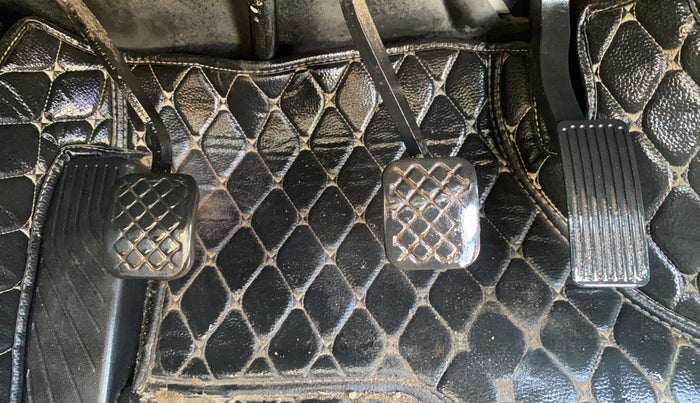 2021 MG HECTOR PLUS SHARP 2.0 DIESEL TURBO MT 6-STR, Diesel, Manual, 1,30,986 km, Pedals