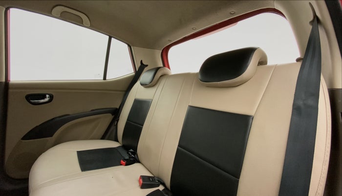 2010 Hyundai i10 SPORTZ 1.2, Petrol, Manual, 49,722 km, Right Side Rear Door Cabin