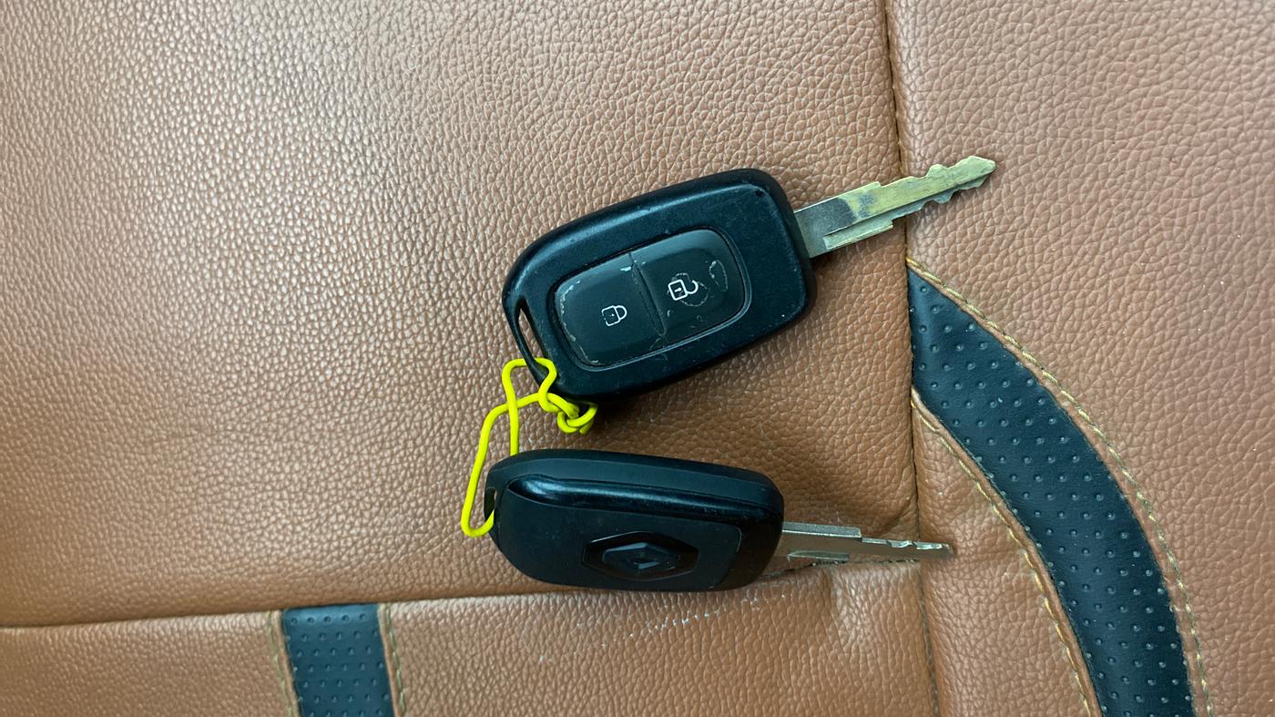 2020 Renault Kwid CLIMBER 1.0 (O), Petrol, Manual, 66,791 km, Key Close Up