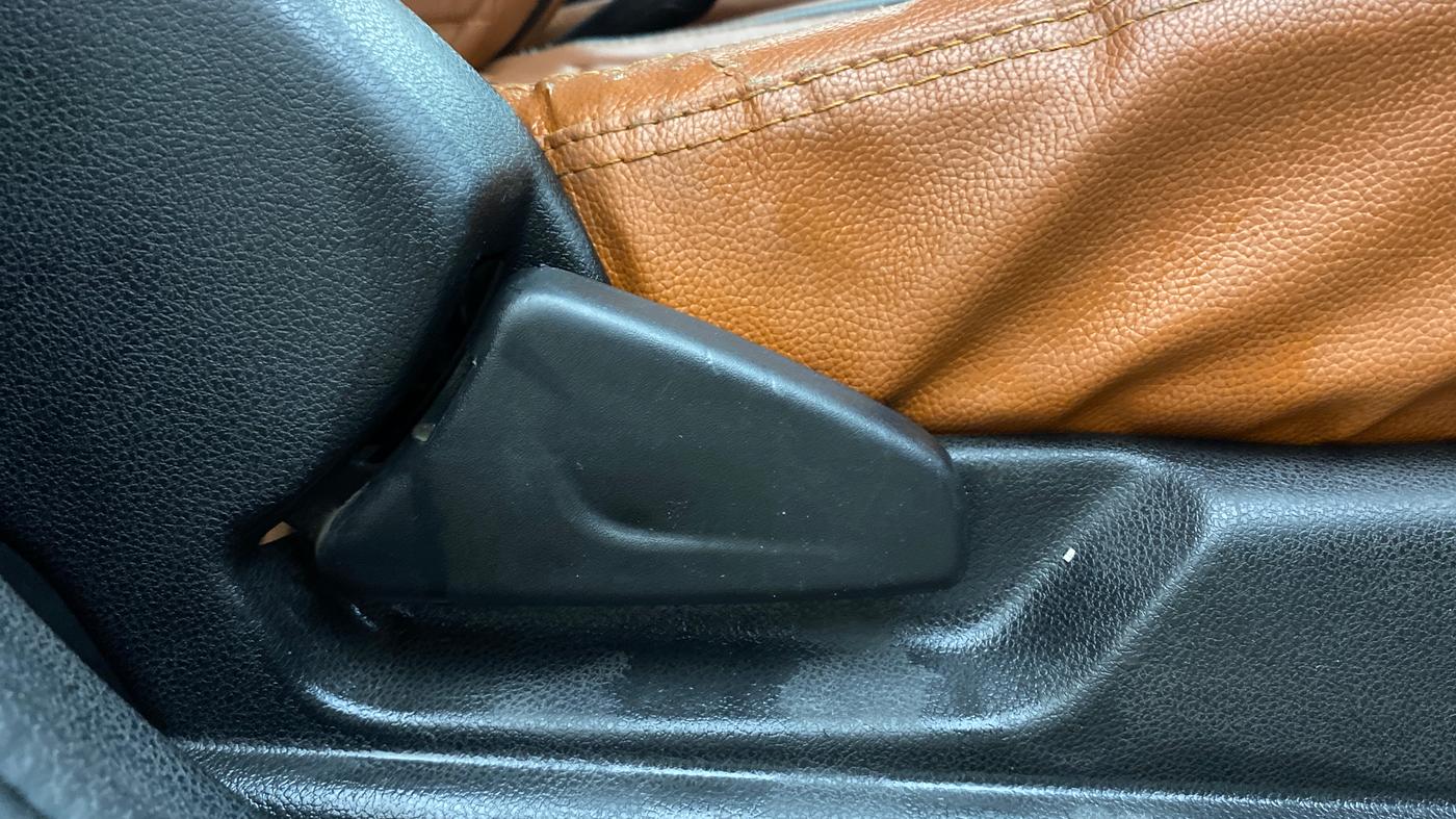 2020 Renault Kwid CLIMBER 1.0 (O), Petrol, Manual, 66,791 km, Driver Side Adjustment Panel