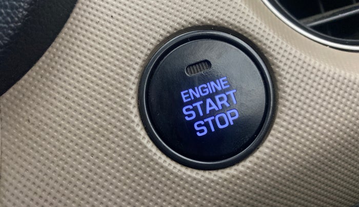 2014 Hyundai Grand i10 SPORTZ 1.2 KAPPA VTVT, Petrol, Manual, 66,342 km, Keyless Start/ Stop Button