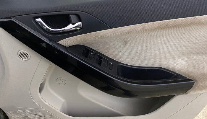 2021 Tata NEXON XZ PLUS DIESEL, Diesel, Manual, 87,390 km, Driver Side Door Panels Control