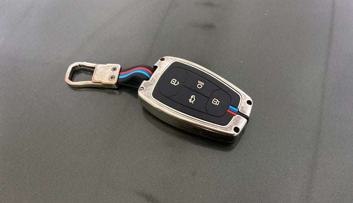 2021 Tata NEXON XZ PLUS DIESEL, Diesel, Manual, 87,390 km, Key Close Up