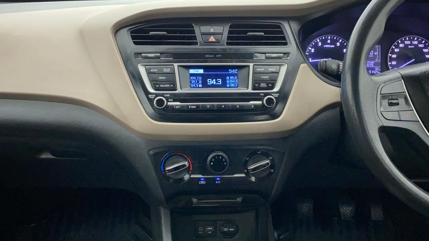 2016 Hyundai Elite i20 MAGNA 1.2, Petrol, Manual, 91,720 km, Air Conditioner
