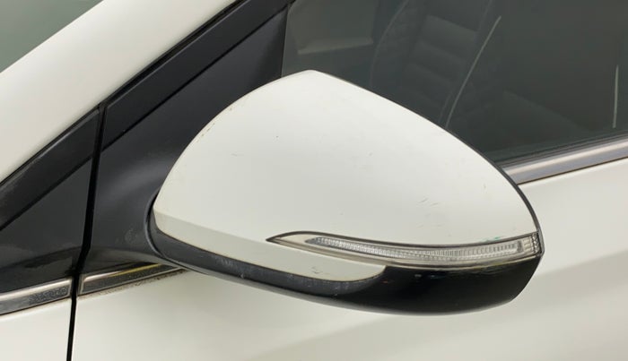 2019 Hyundai Verna 1.4 EX CRDI, Diesel, Manual, 78,366 km, Left rear-view mirror - Minor scratches