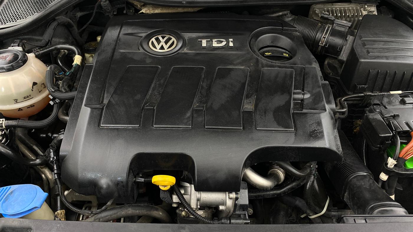 2018 Volkswagen Ameo HIGHLINE PLUS 1.5L 16 ALLOY, Diesel, Manual, 86,669 km, Engine View
