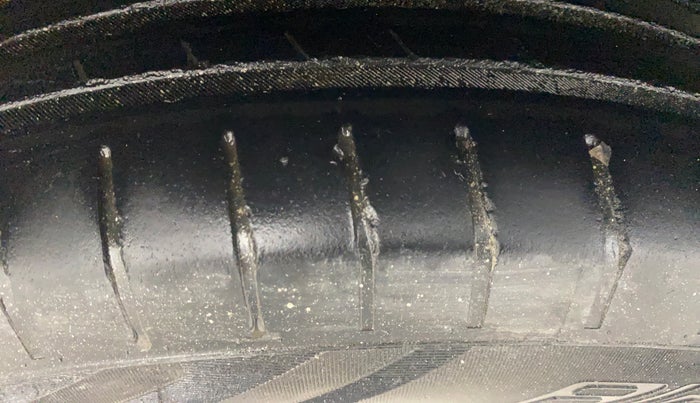 2022 Toyota Glanza S, Petrol, Manual, 62,868 km, Right Rear Tyre Tread