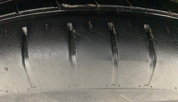 2022 Toyota Glanza S, Petrol, Manual, 62,868 km, Left Front Tyre Tread