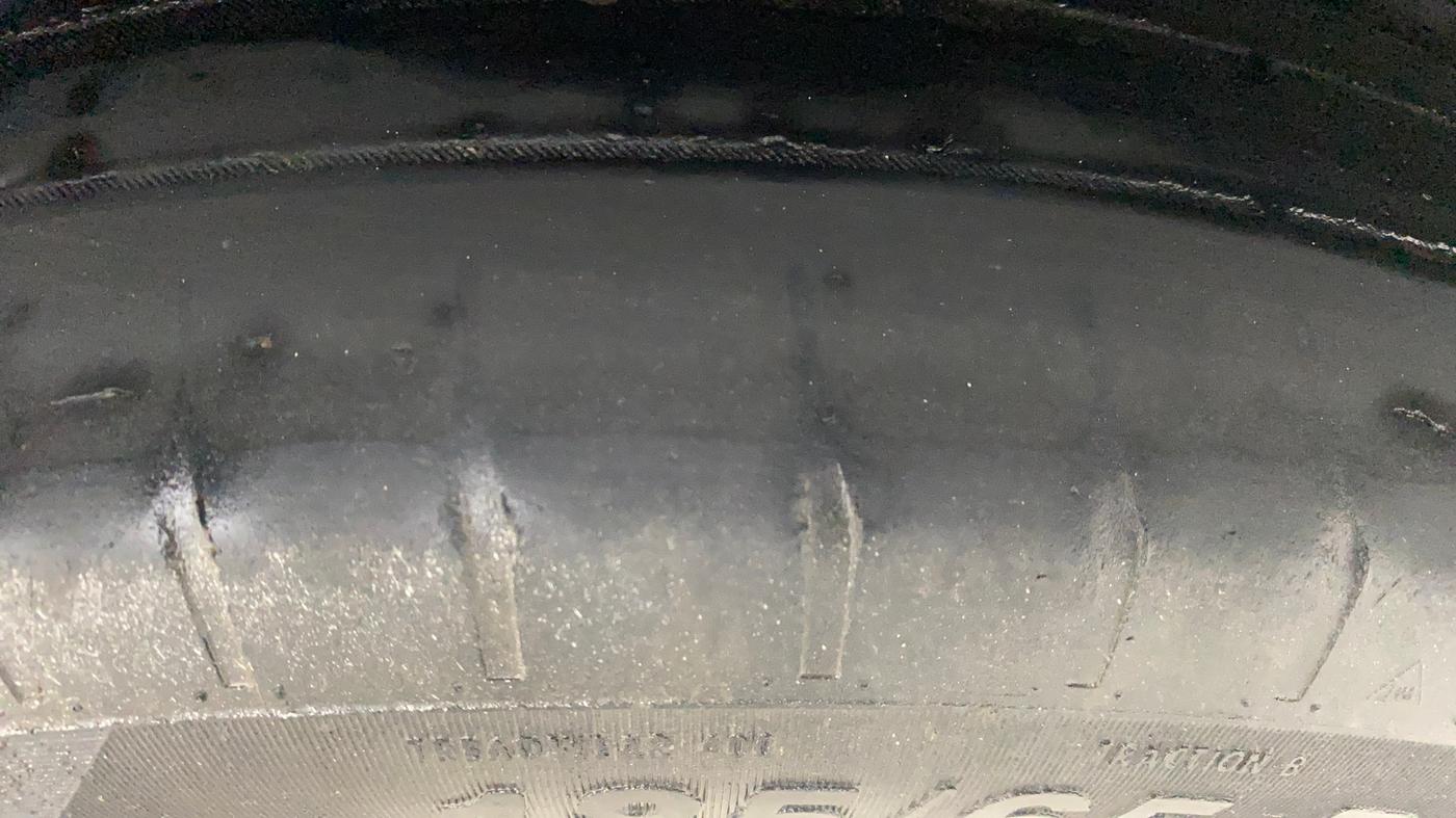 2022 Toyota Glanza S, Petrol, Manual, 62,868 km, Left Rear Tyre Tread