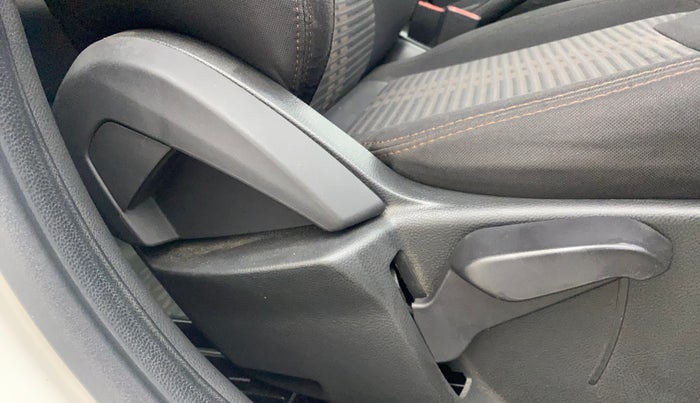 2020 Ford FREESTYLE TITANIUM PLUS 1.2 PETROL, Petrol, Manual, 16,750 km, Driver Side Adjustment Panel