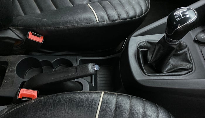 2017 Ford New Figo 1.5 TREND, Diesel, Manual, 73,433 km, Gear Lever