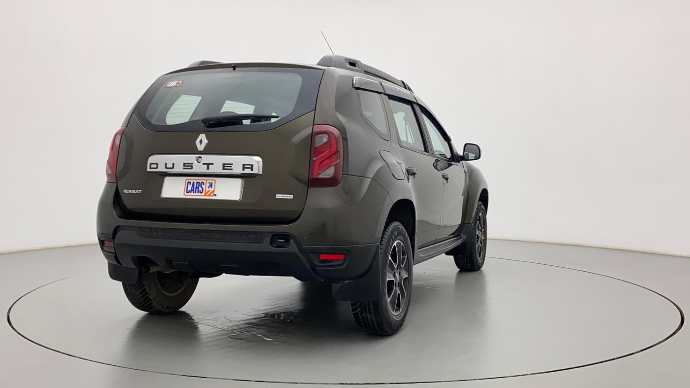 2018 Renault Duster RXS CVT, Petrol, Automatic, 39,420 km, Right Back Diagonal