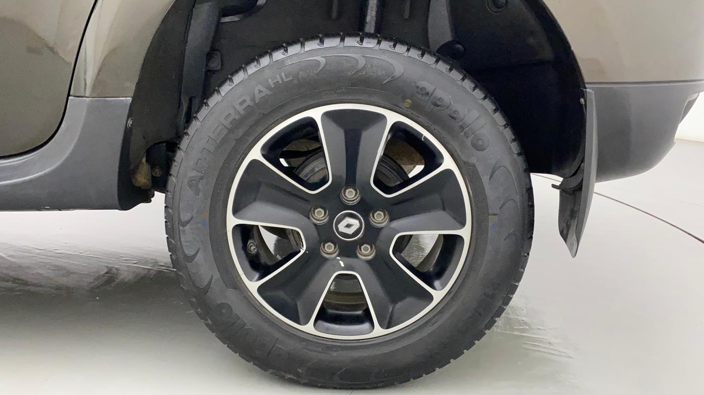 2018 Renault Duster RXS CVT, Petrol, Automatic, 39,420 km, Left Rear Wheel
