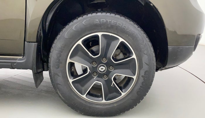 2018 Renault Duster RXS CVT, Petrol, Automatic, 39,420 km, Right Front Wheel