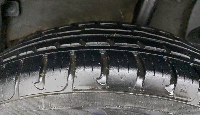 2018 Renault Duster RXS CVT, Petrol, Automatic, 39,420 km, Left Rear Tyre Tread