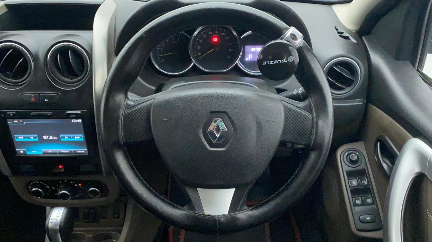 2018 Renault Duster RXS CVT, Petrol, Automatic, 39,420 km, Steering Wheel Close Up