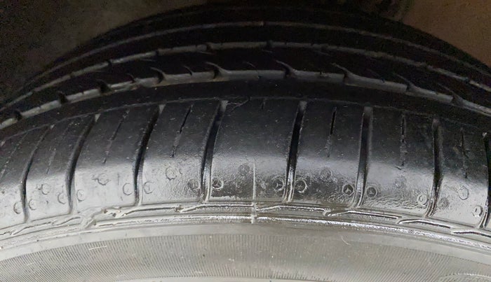 2021 Volkswagen Polo 1.0 GT TSI AT, Petrol, Automatic, 33,842 km, Left Front Tyre Tread