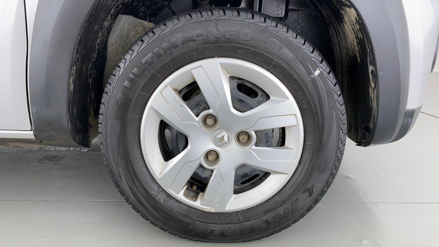 2016 Renault Kwid RXL, Petrol, Manual, 32,816 km, Right Front Wheel