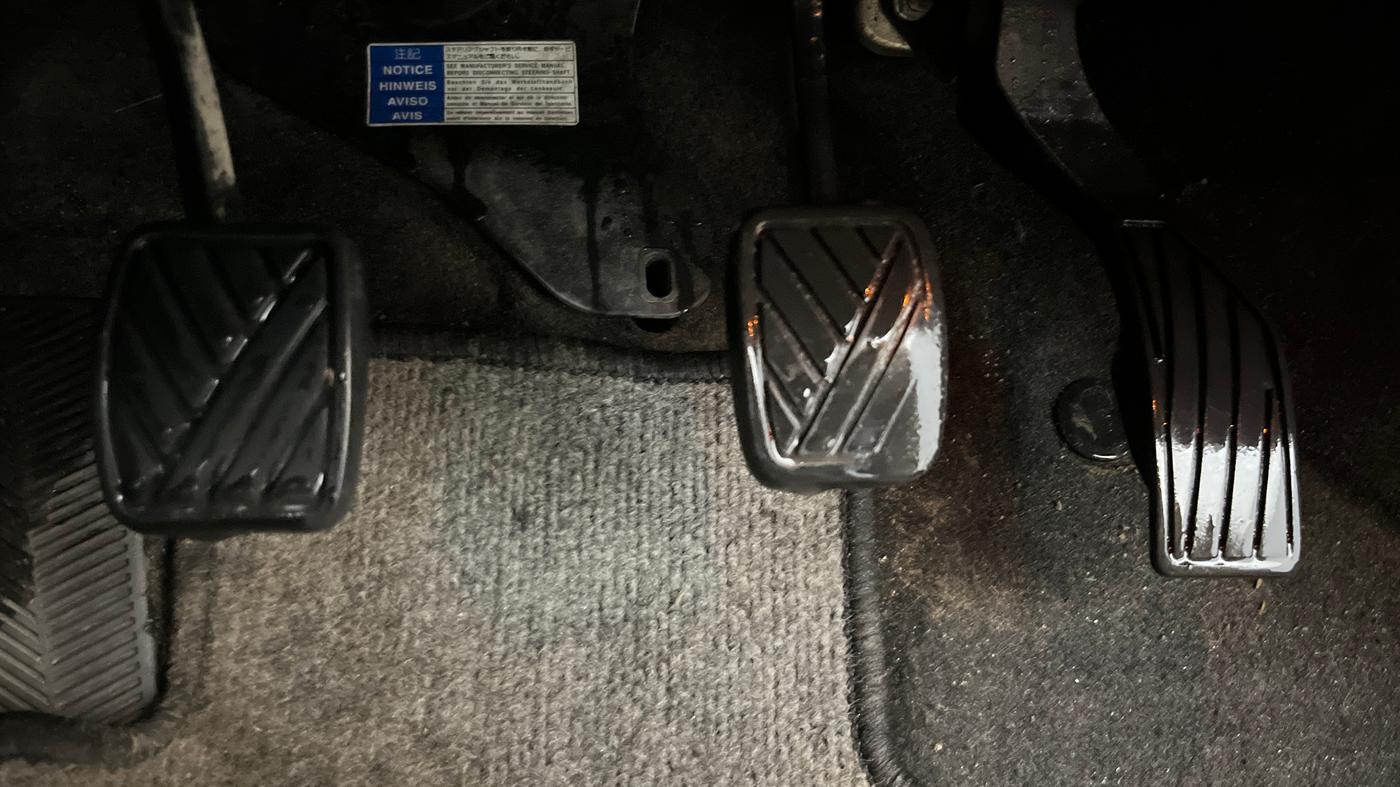 2016 Maruti Ciaz ZXI+ RS, Petrol, Manual, 1,03,516 km, Pedals