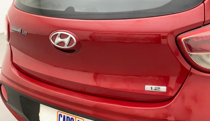2017 Hyundai Grand i10 MAGNA 1.2 KAPPA VTVT, Petrol, Manual, 79,224 km, Dicky (Boot door) - Minor scratches