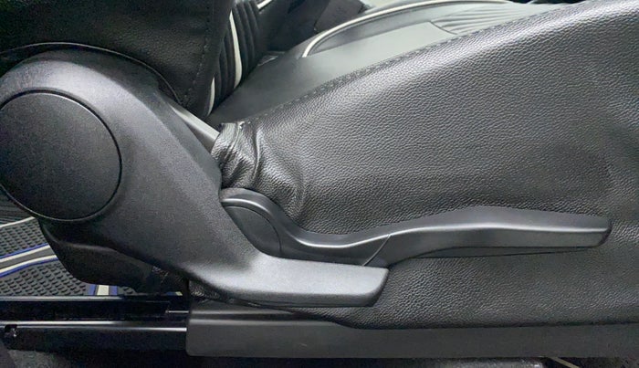 2021 Maruti IGNIS ALPHA 1.2 K12 AMT, Petrol, Automatic, 3,462 km, Driver Side Adjustment Panel