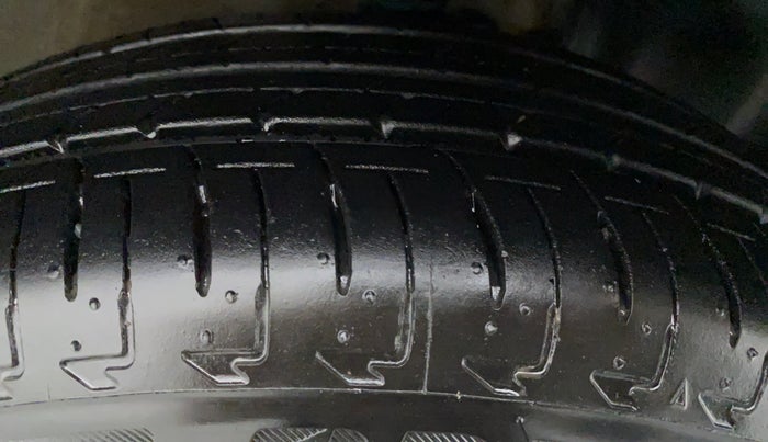 2021 Maruti IGNIS ALPHA 1.2 K12 AMT, Petrol, Automatic, 3,462 km, Left Front Tyre Tread