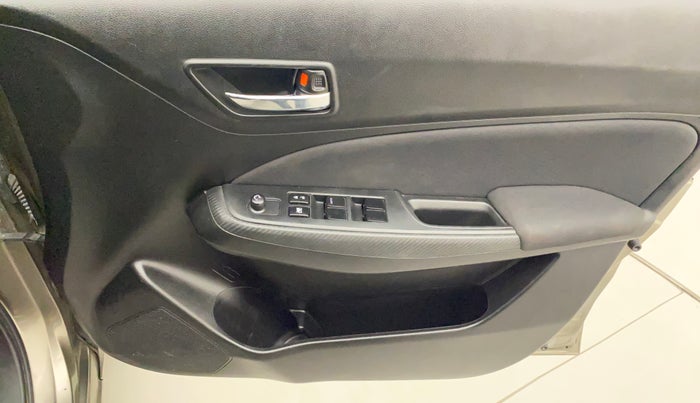 2022 Maruti Swift VXI, Petrol, Manual, 31,947 km, Driver Side Door Panels Control