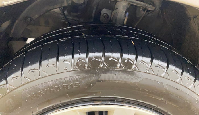 2021 Maruti Baleno DELTA PETROL 1.2, CNG, Manual, 69,629 km, Left Front Tyre Tread