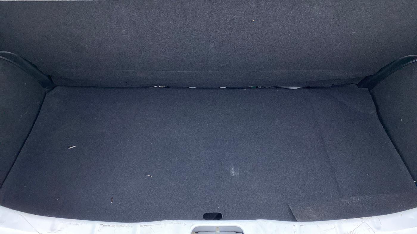 2018 Hyundai NEW SANTRO ASTA 1.1 MT, Petrol, Manual, 28,045 km, Boot Inside