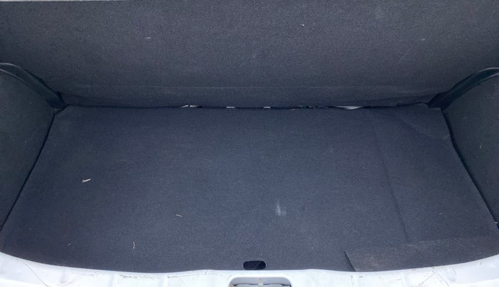 2018 Hyundai NEW SANTRO ASTA 1.1 MT, Petrol, Manual, 28,045 km, Boot Inside