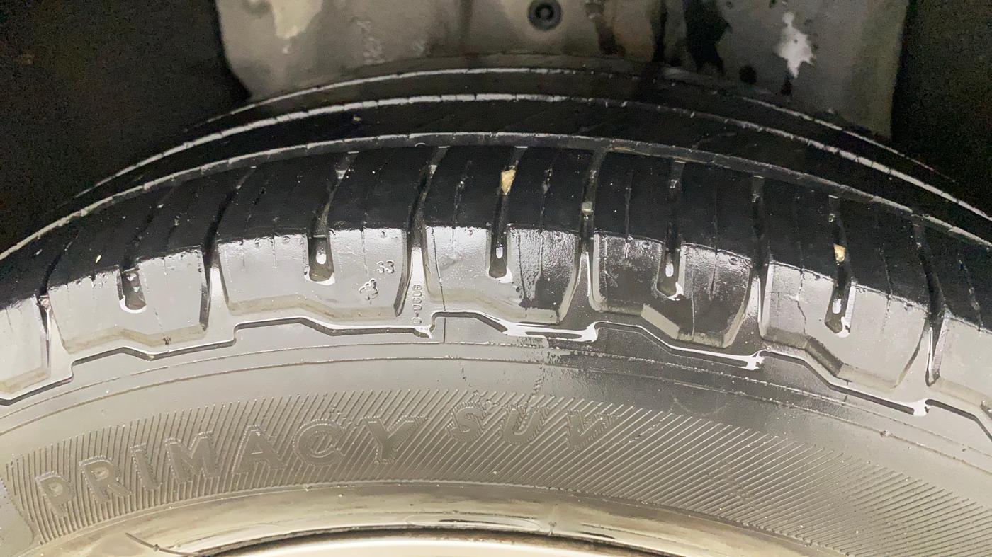 2014 Honda CRV 2.0L I-VTEC 2WD AT, Petrol, Automatic, 1,49,404 km, Left Rear Tyre Tread