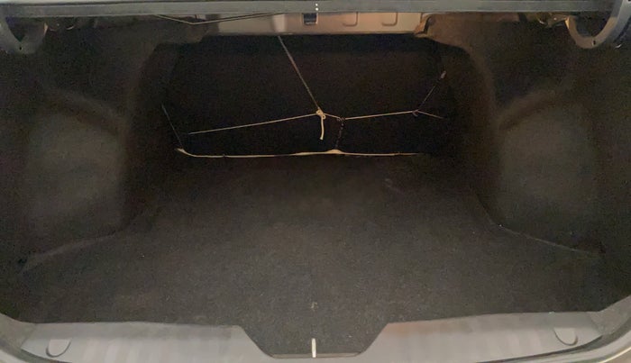 2019 Maruti Ciaz DELTA 1.5 SHVS MT PETROL, Petrol, Manual, 11,299 km, Boot Inside