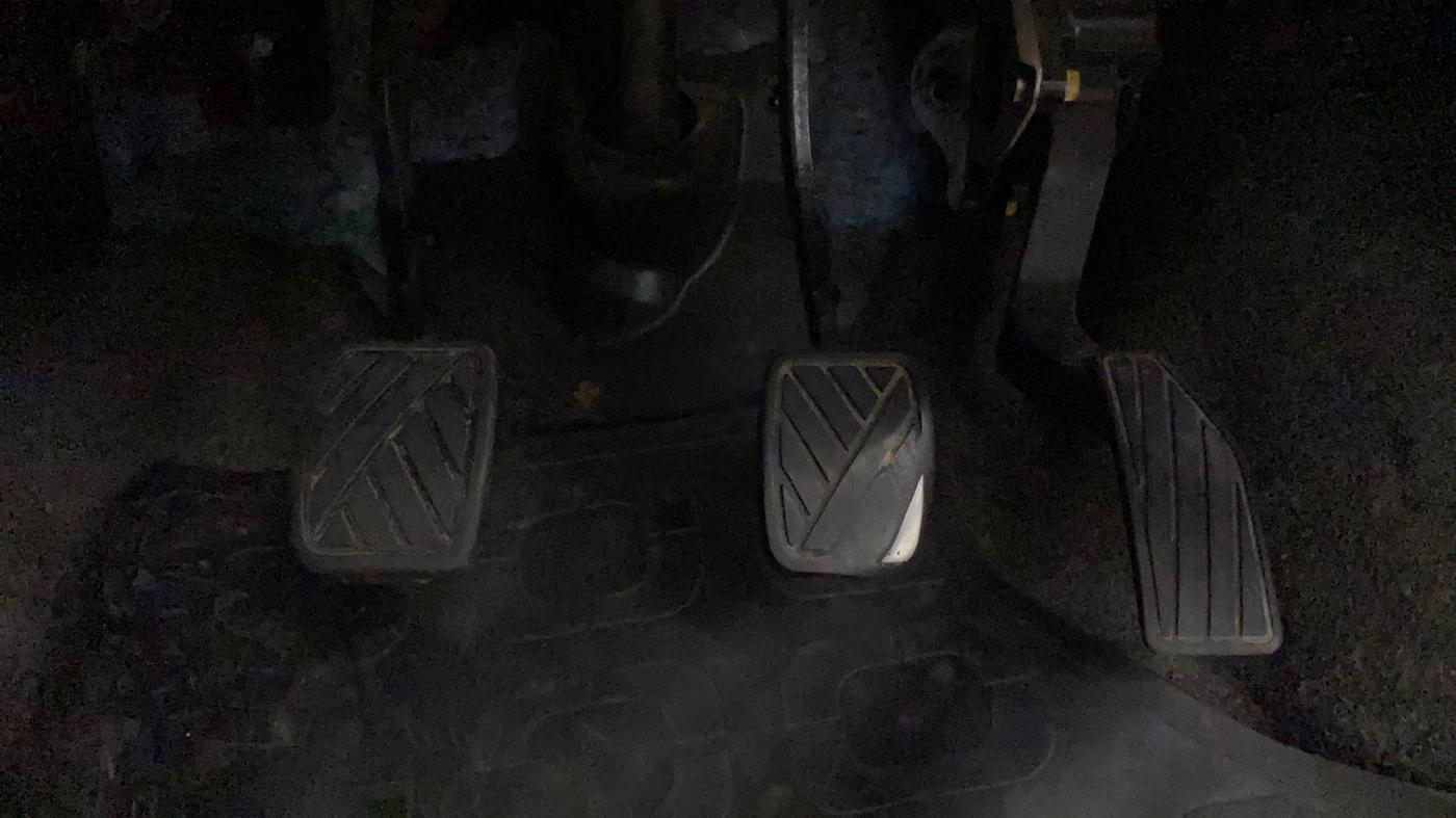 2014 Maruti Celerio VXI, Petrol, Manual, 74,836 km, Pedals