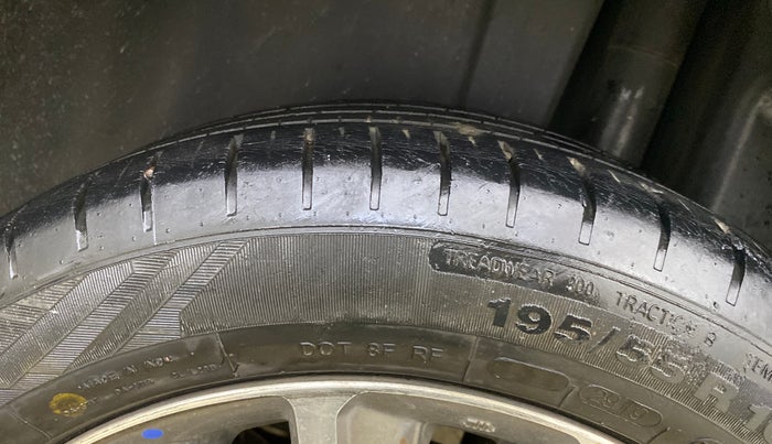 2019 Maruti Ciaz ALPHA  AT 1.5 SHVS PETROL, Petrol, Automatic, 36,583 km, Left Rear Tyre Tread