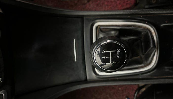 2015 Maruti Ciaz ZXI+ RS, Petrol, Manual, 89,704 km, Gear Lever