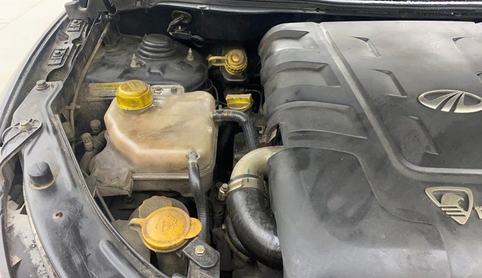 2015 Mahindra XUV500 W10, Diesel, Manual, 50,127 km, Engine View - Right