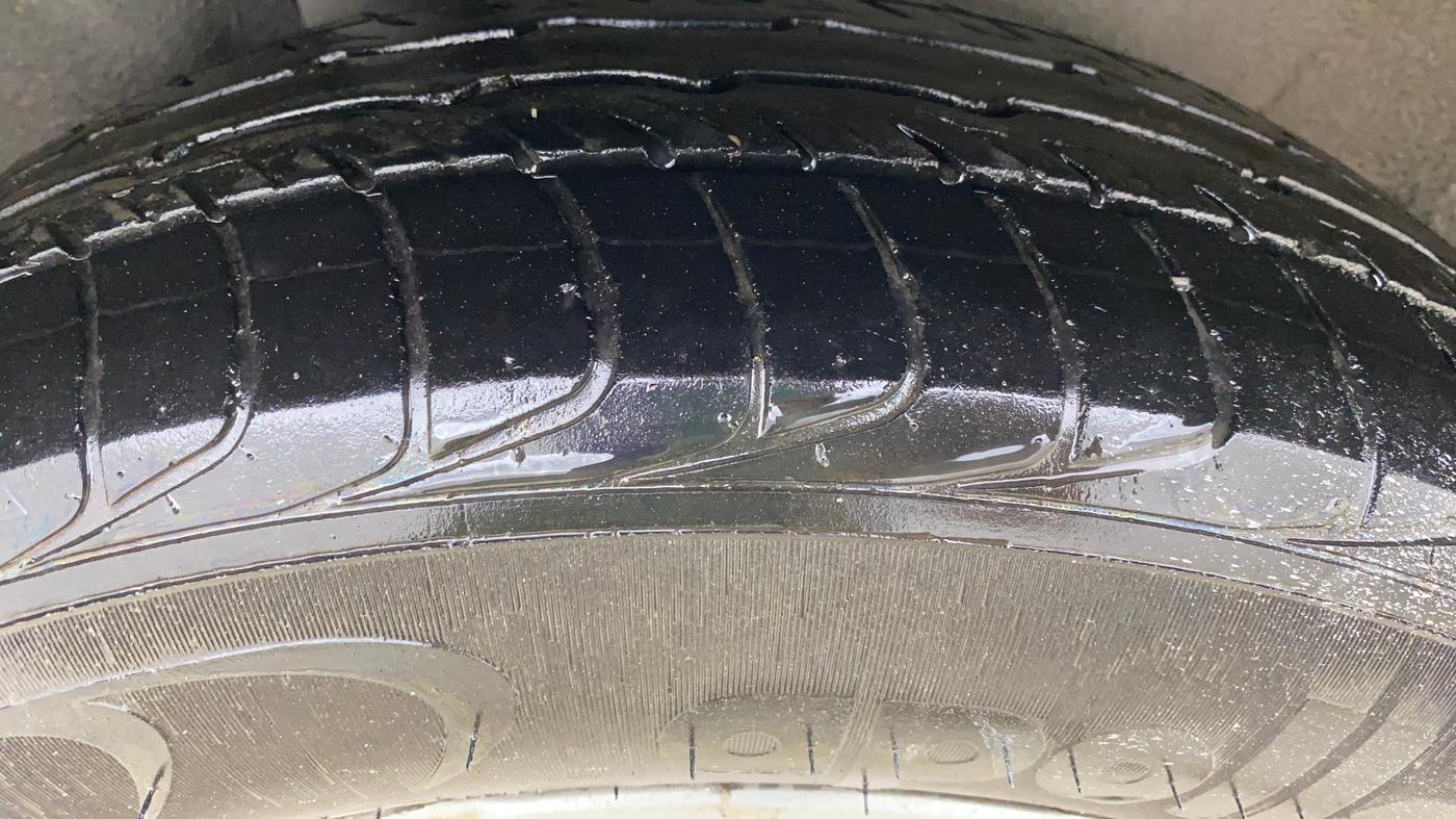 2014 Ford Ecosport TITANIUM 1.5L PETROL, Petrol, Manual, 92,828 km, Right Rear Tyre Tread
