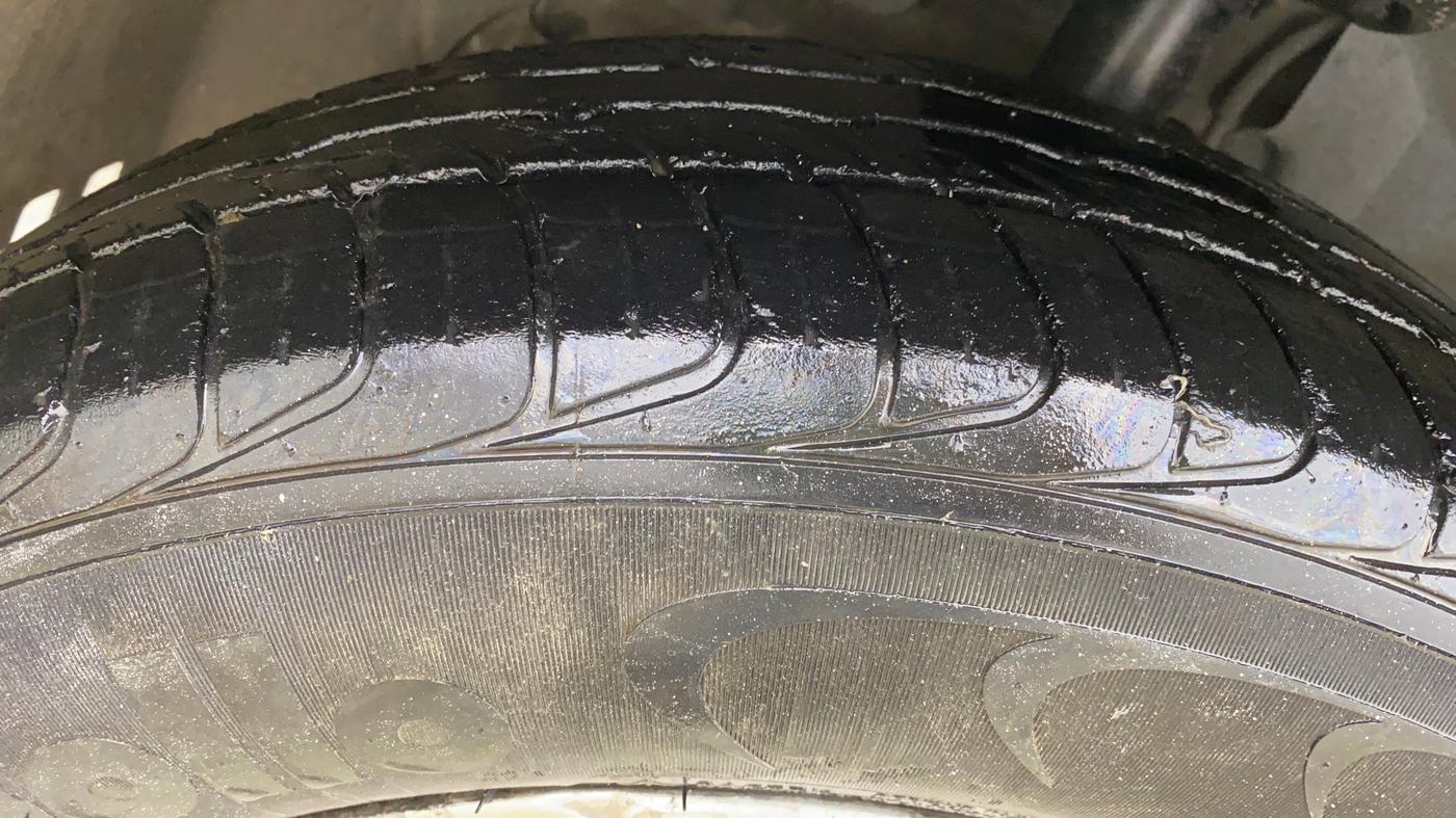 2014 Ford Ecosport TITANIUM 1.5L PETROL, Petrol, Manual, 92,828 km, Left Front Tyre Tread