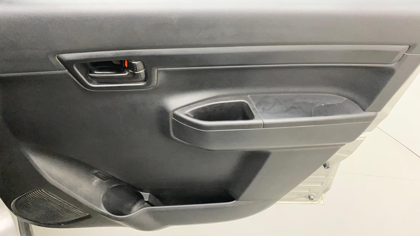 2019 Maruti S PRESSO VXI+, Petrol, Manual, 95,153 km, Driver Side Door Panels Control